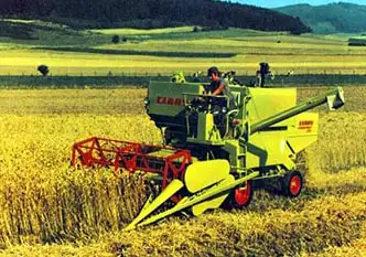 Claas Compact 30 Opinione