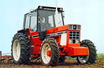 International 1055 Specifiche